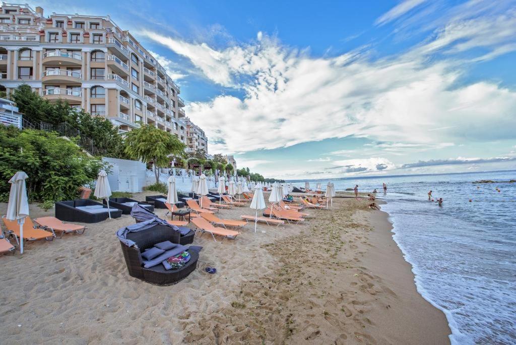 La Mer Apartcomplex&Spa Zlatni pjasătsi Eksteriør bilde